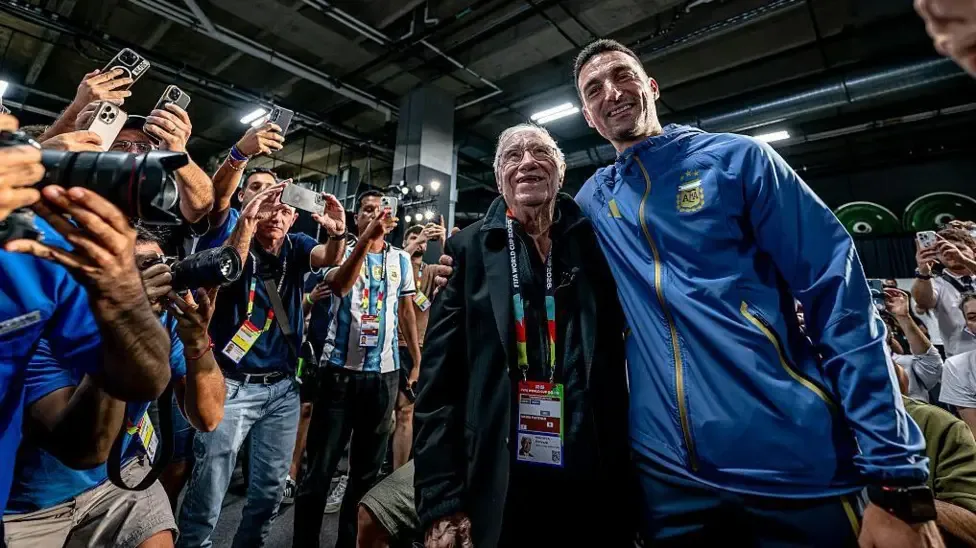 The 91-year-old Argentine journalist covering his 18th World Cup