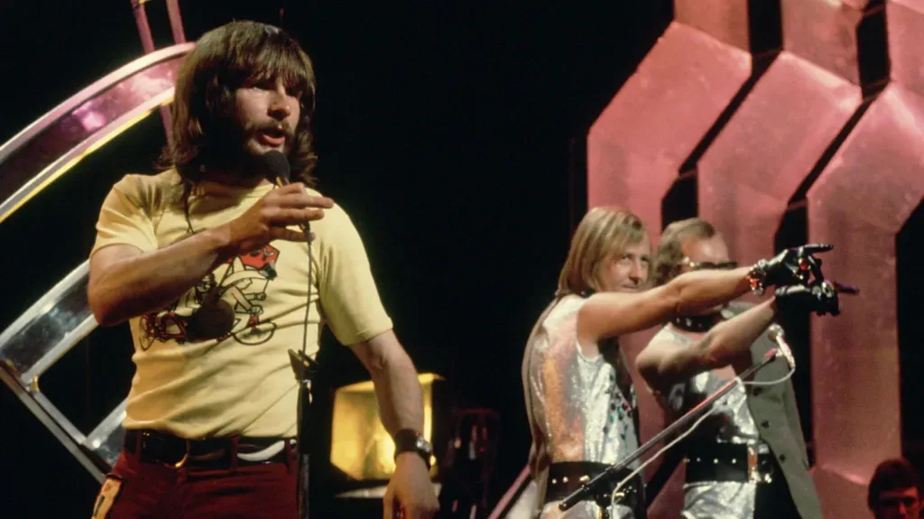 TV presenter and comedian Bill Oddie dies at 85
