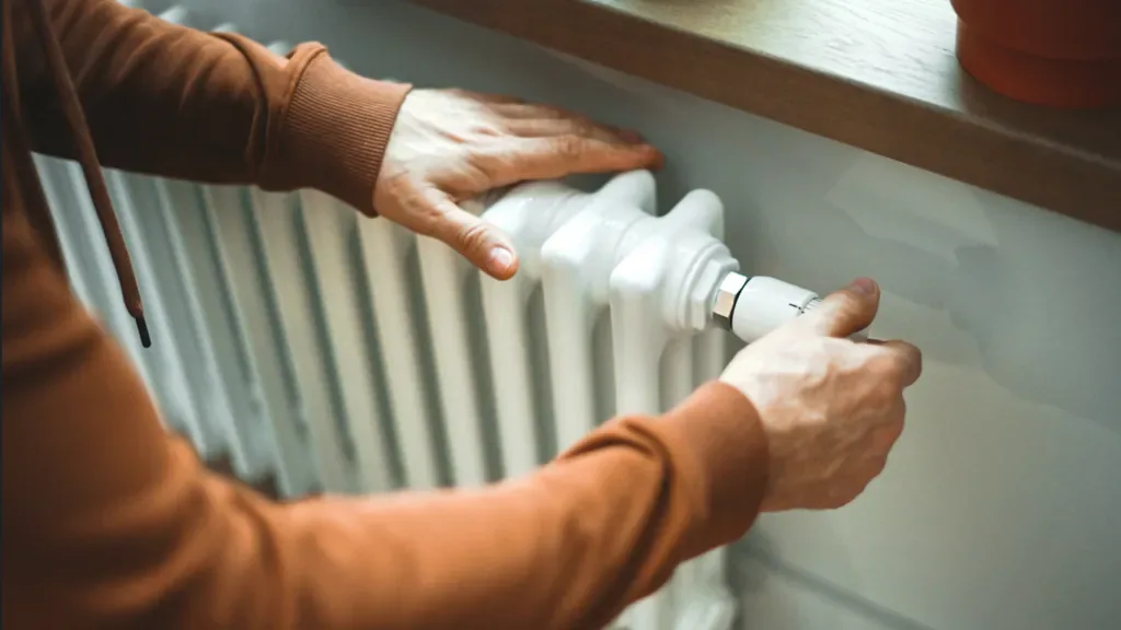 'I fear for wee families' - home heating oil jumps £100 in three weeks