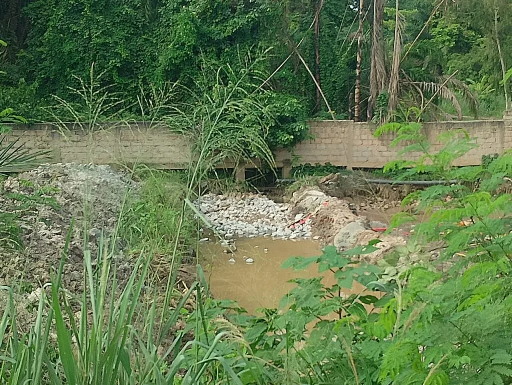 KNUST, NADMO begin dredging works after assessment reveals blocked stream and wetland encroachment KNUST, NADMO begin dredging works after assessment reveals blocked stream and wetland encroachment