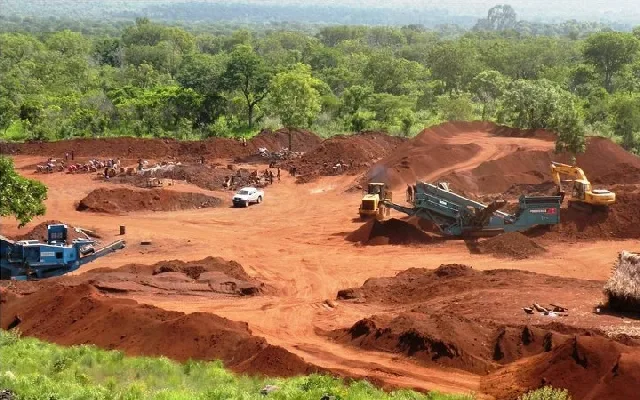 Ghana has about 920 million tonnes of bauxite but does not currently refine its locally mined production into alumina.