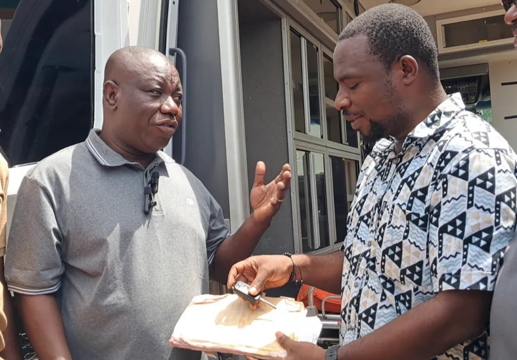 Adongo hands over ambulance, housing for doctors to boost healthcare delivery in Bolgatanga Adongo hands over ambulance, housing for doctors to boost healthcare delivery in Bolgatanga