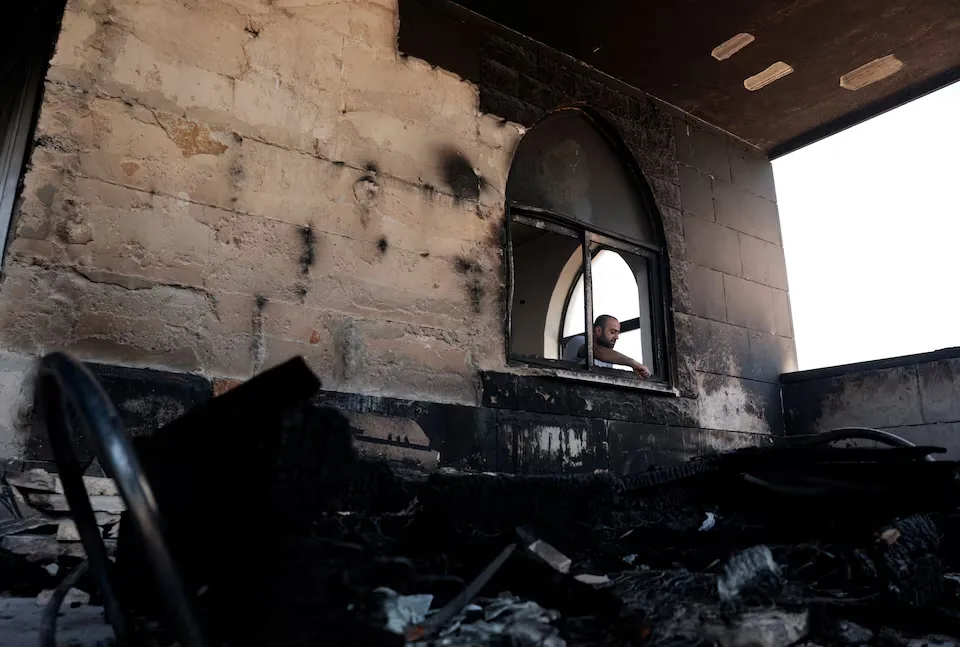 Israeli settlers set fire to West Bank mosques after deadly clash