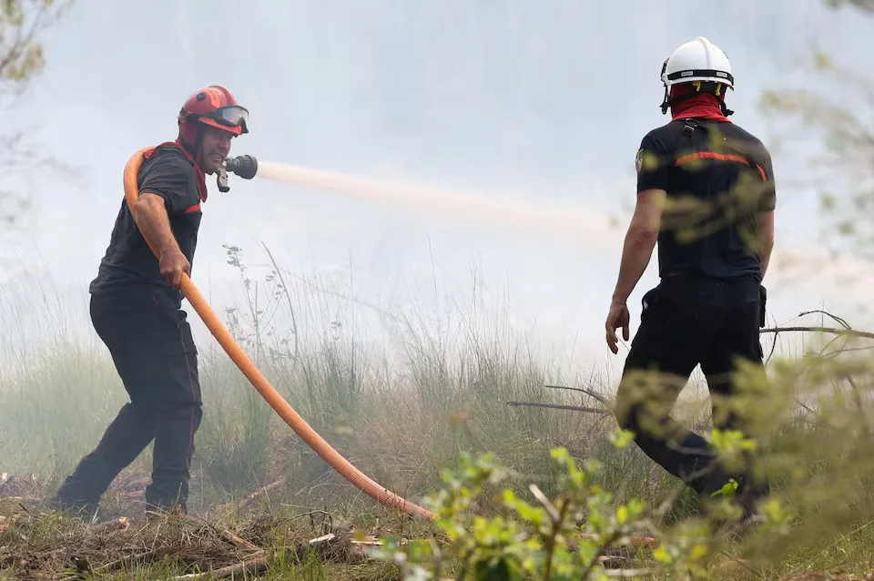 Major wildfire stabilises in central Spain but rising temperatures bring new alerts Major wildfire stabilises in central Spain but rising temperatures bring new alerts