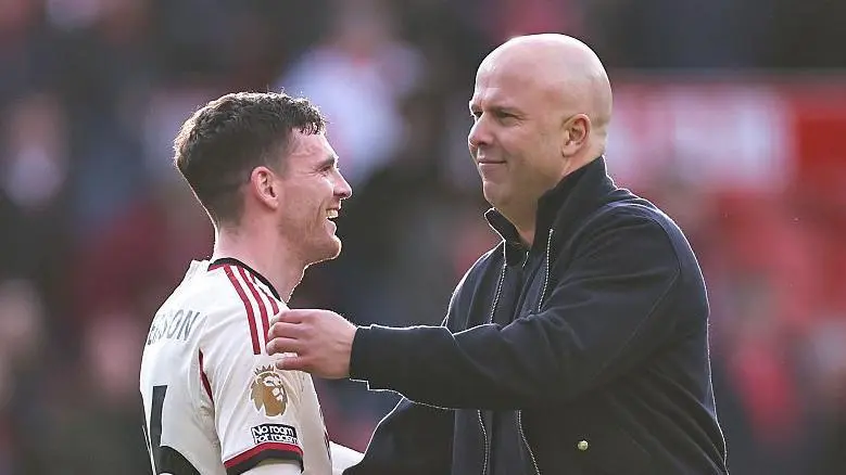 Andy Robertson (left) and Arne Slot (right)
