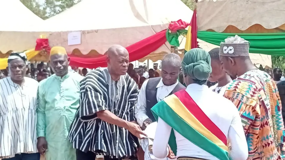 Bole MP donates GHS200,000 to support teacher training college establishment