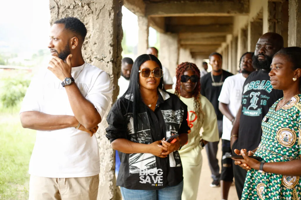 Big Ghun donates educational materials to Makye Israel School in second Bigg Save Project Big Ghun donates educational materials to Makye Israel School in second Bigg Save Project