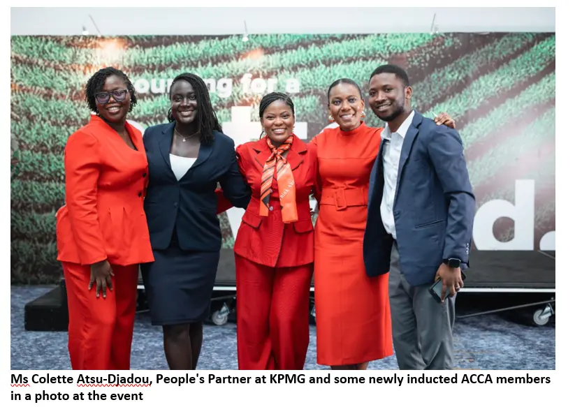 Executives of ACCA and the newly inducted ACCA members in a group photo at the event Executives of ACCA and the newly inducted ACCA members in a group photo at the event