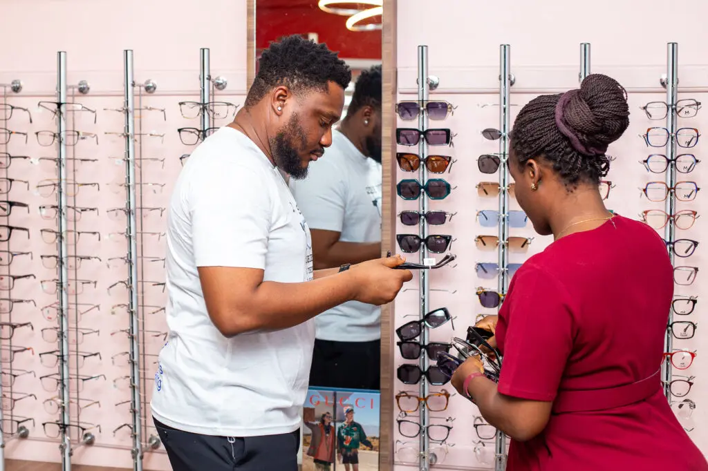 Jeffrey Nortey lands brand ambassadorial deal with Robert and Sons Ltd. Jeffrey Nortey lands brand ambassadorial deal with Robert and Sons Ltd.