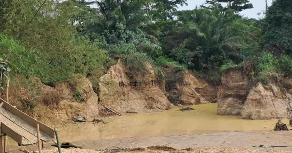 Two dead, one in critical condition after galamsey pit collapse at Assin North