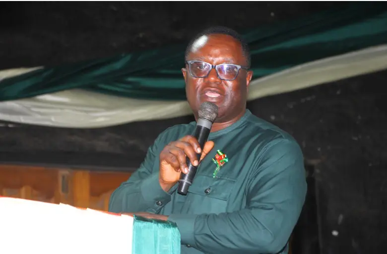 Over 900 attend launch of landmark book on African traditional medicine for professionals