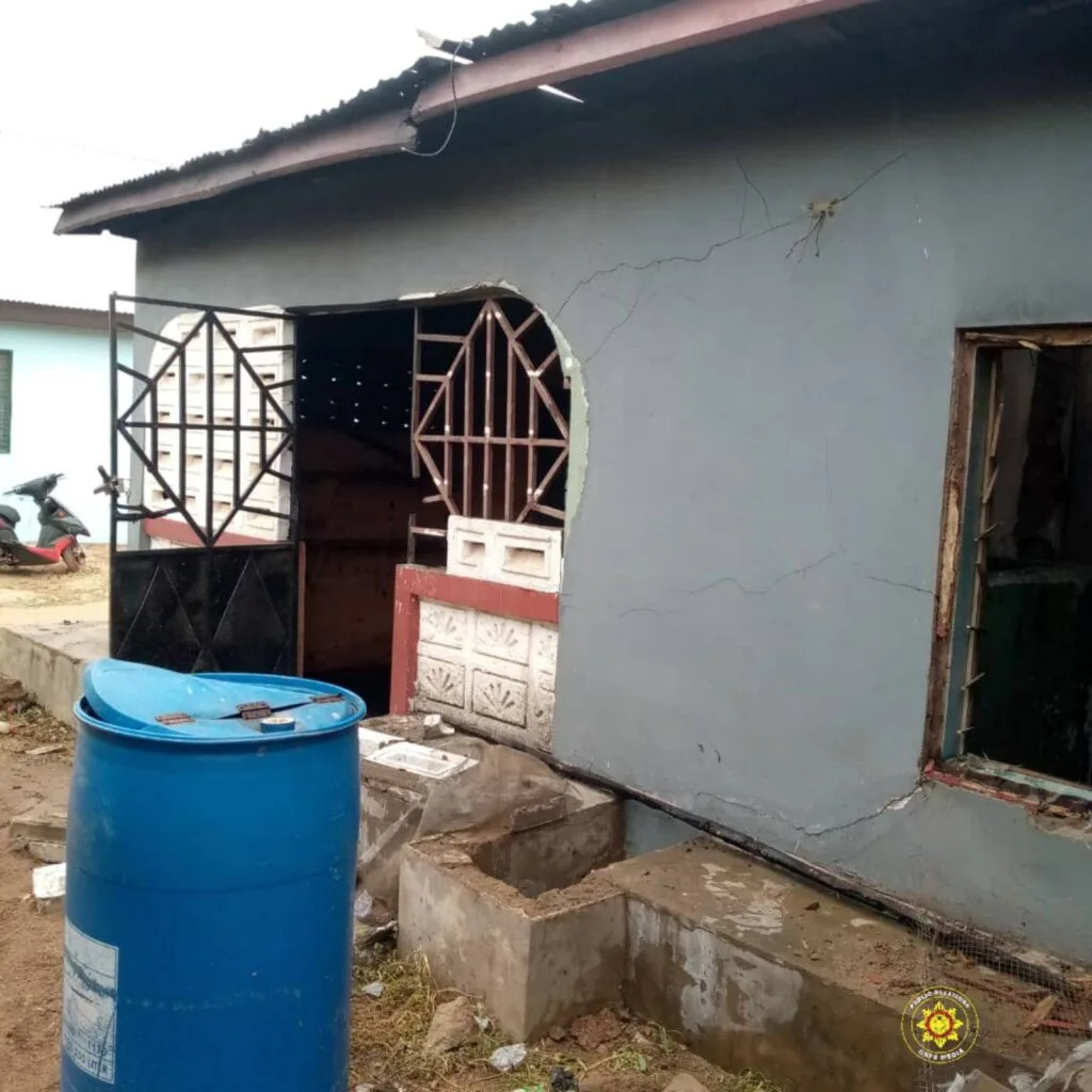 GNFS contains domestic fire outbreak at Salaga