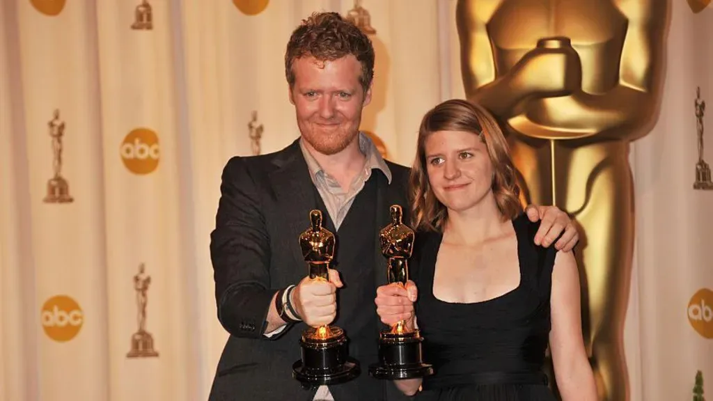 Oscar-winning songwriter Glen Hansard killed in crash