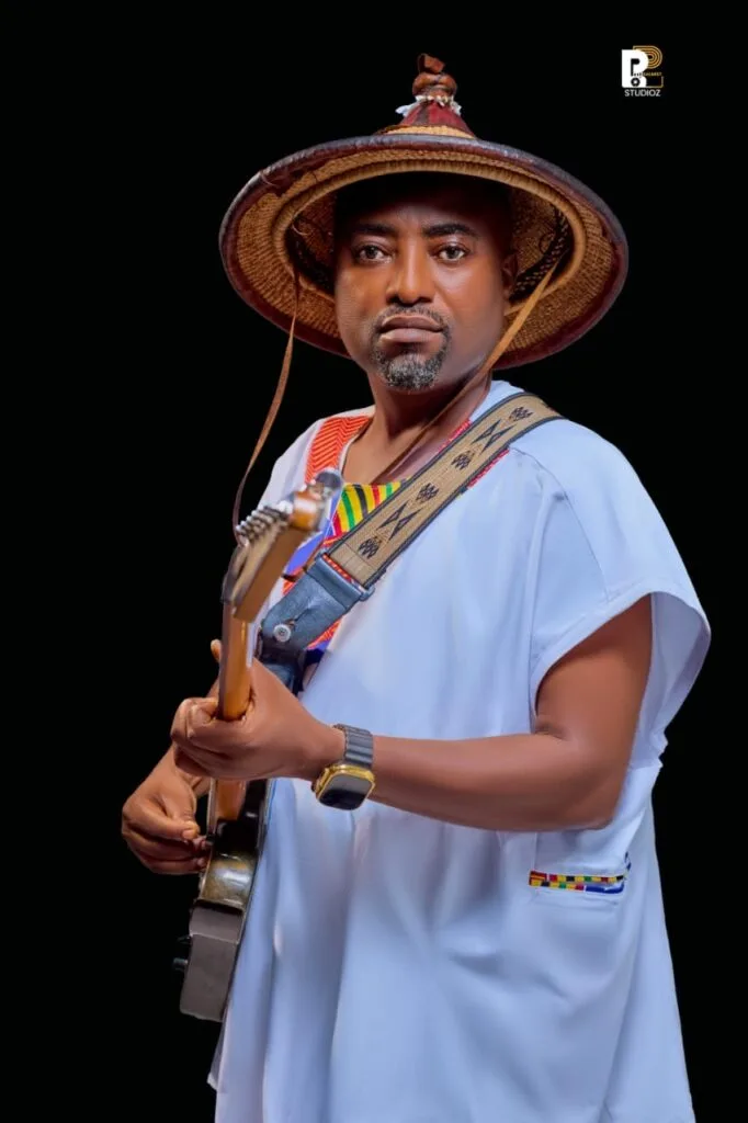 S.K. Agyemang launches ‘Menpaebo’ album with Light Seekers S.K. Agyemang launches ‘Menpaebo’ album with Light Seekers