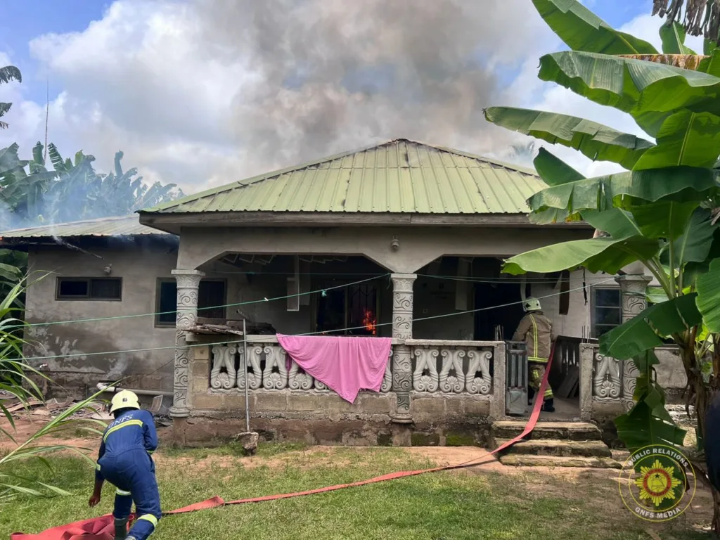Fire destroys six-bedroom house in Koforidua Fire destroys six-bedroom house in Koforidua
