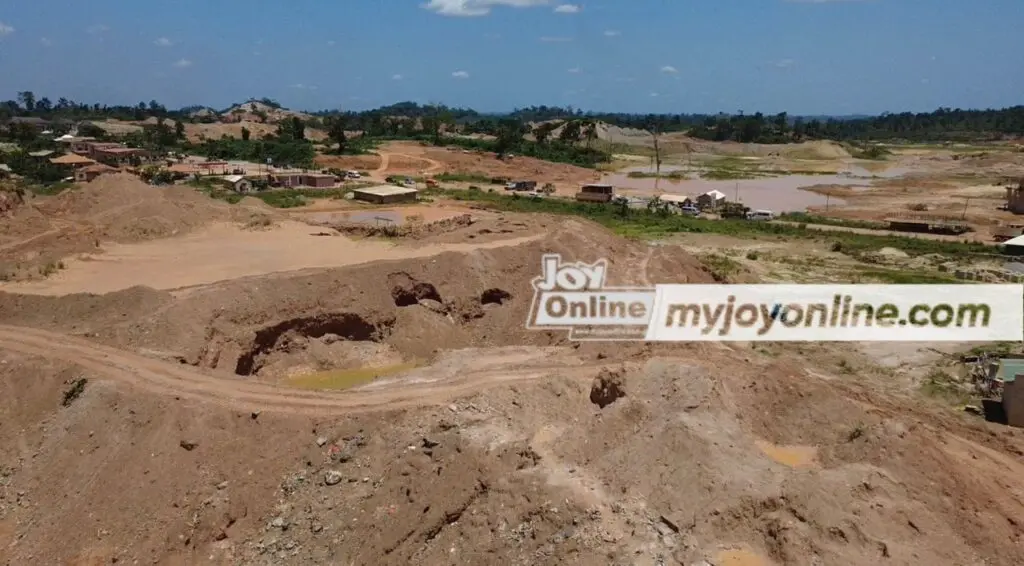 Wassa Gyapa: Western Regional Minister orders investigation into mining near school after viral video