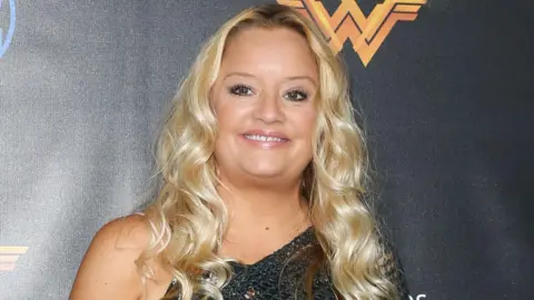 The Office actress Lucy Davis says she has 'incurable' cancer Getty Images Davis smiling at the camera in front of a Wonder Woman logo at the opening of the Wonder Woman Behind-The-Scenes Experience at Warner Bros Studios on July 31, 2017 in Burbank, California