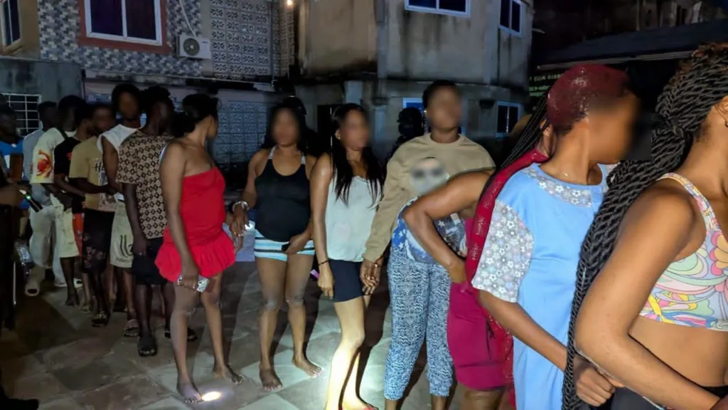 A/R: Police bust suspected human trafficking ring, arrest 186 including 100 foreign nationals