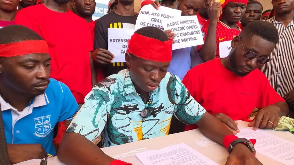 Over 5,000 unemployed agricultural graduates push government for recruitment Over 5,000 unemployed agricultural graduates push government for recruitment