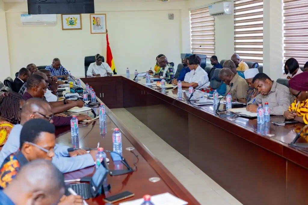 Free SHS feeding talks end in deadlock as Minister, GETFund clash over procurement