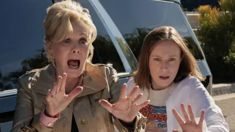 Kenny Laubbacher/HBO Max Jean Smart and Hannah Einbinder in Hacks