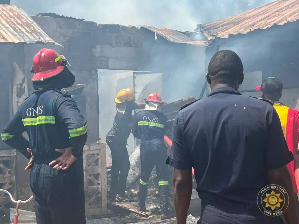 Fire guts 16 rooms at GBC Upper West staff compound in Wa Fire guts 16 rooms at GBC Upper West staff compound in Wa