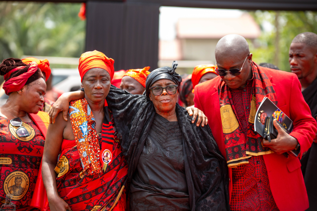 Ziavi exhibits indigenous Ewe culture as it buries late Togbega Kwaku Ayim IV