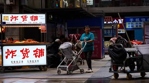 The lonely Chinese men being conned by fake brides Guiyang street