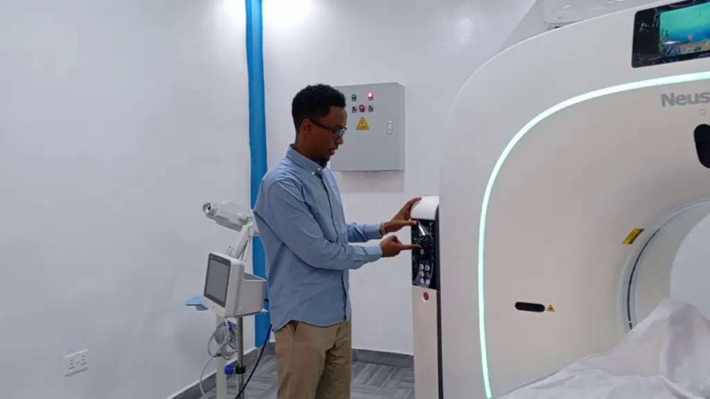 Cassona Global donates advanced CT scanner to DIMER Health Services in Ashanti Region