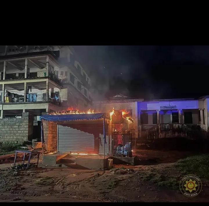 GNFS contains midnight shop fire at Effiduase in Eastern Region