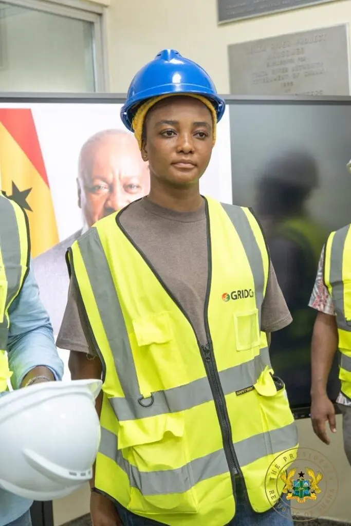 Mahama recommends female NSS person for automatic employment after Akosombo recovery efforts Mahama recommends female NSS person for automatic employment after Akosombo recovery efforts