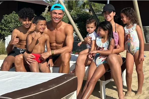 Cristiano Ronaldo marries longtime love Georgina Rodríguez in Portugal Cristiano Ronaldo marries longtime love Georgina Rodríguez in Portugal