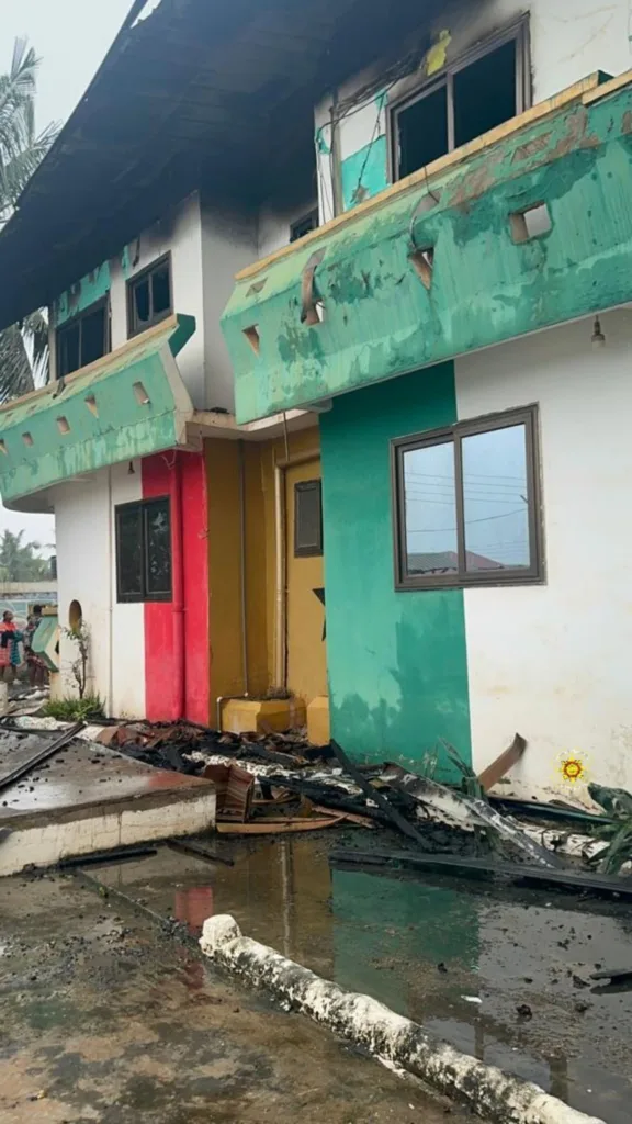 Fire destroys bedrooms at Tuba Fulani Junction Fire destroys bedrooms at Tuba Fulani Junction