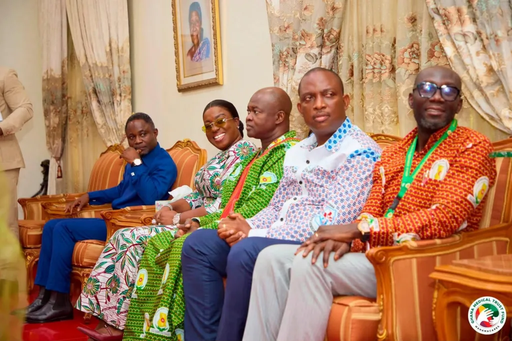 Otumfuo briefed on Ghana Medical Trust Fund’s plan to expand specialised healthcare