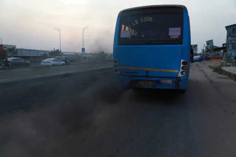 Vehicle smoke contains cancer-causing agents - Health experts warn