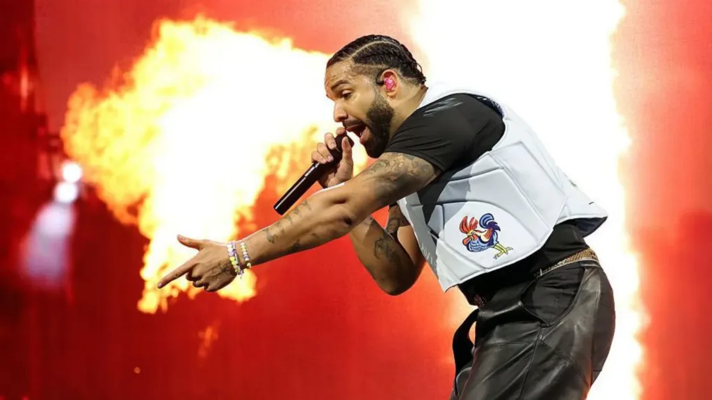 Drake surprise drops three albums and mentions the Kendrick Lamar beef Drake surprise drops three albums and mentions the Kendrick Lamar beef