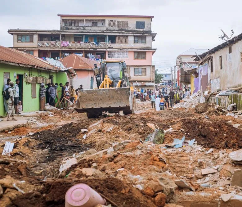 Tafo Zongo residents accept losses as new road takes shape