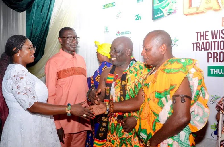 Over 900 attend launch of landmark book on African traditional medicine for professionals