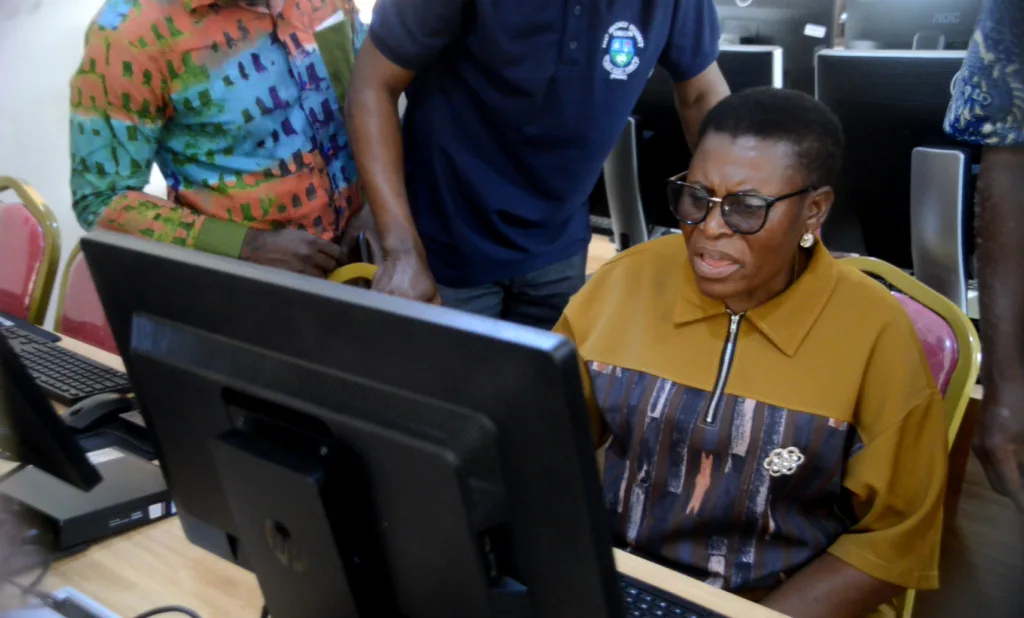 Dr Daniel Seddoh and siblings honour the memory of their mother with an ICT lab and library