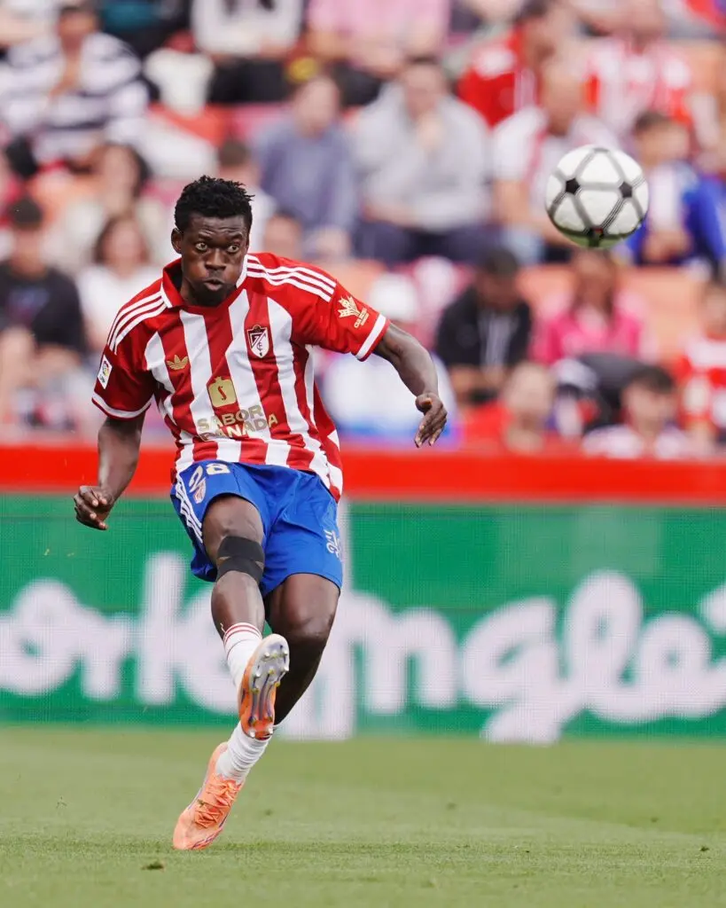 Oscar Naasei earns high rating as Granada edge Cultural Leonesa Naasei has featured as a right-back and in central defence this season