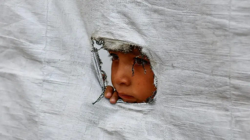 Fears of renewed Gaza war as Hamas disarmament talks stall