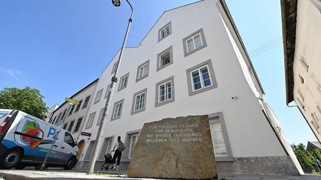 Police station opens at Hitler's birthplace in bid to rid site of Nazi link Police station opens at Hitler's birthplace in bid to rid site of Nazi link