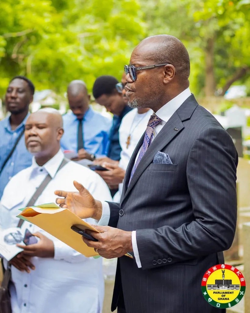 Parliament holds wreath-laying ceremony in memory of former Speaker Justice D. F. Annan