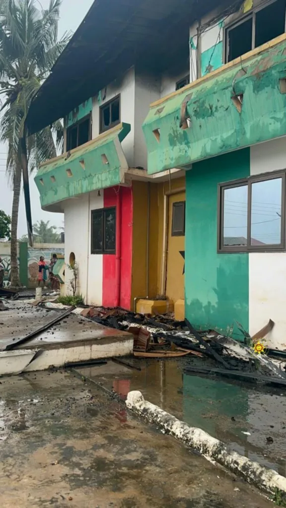 Fire destroys bedrooms at Tuba Fulani Junction Fire destroys bedrooms at Tuba Fulani Junction