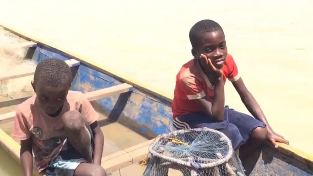 Climate change and pollution threaten livelihoods of White Volta fishermen