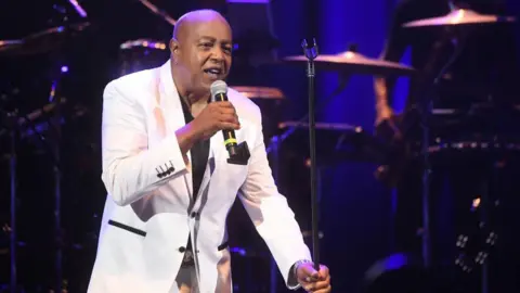 Getty Images Peabo Bryson performs onstage during "The Gentlemen Of Soul" concert at Mable House Barnes Amphitheatre on July 20, 2019 in Mableton, Georgia. 