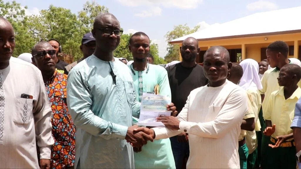 Wa East MP, DCE commission classroom block for Manwe JHS, pledge road repairs