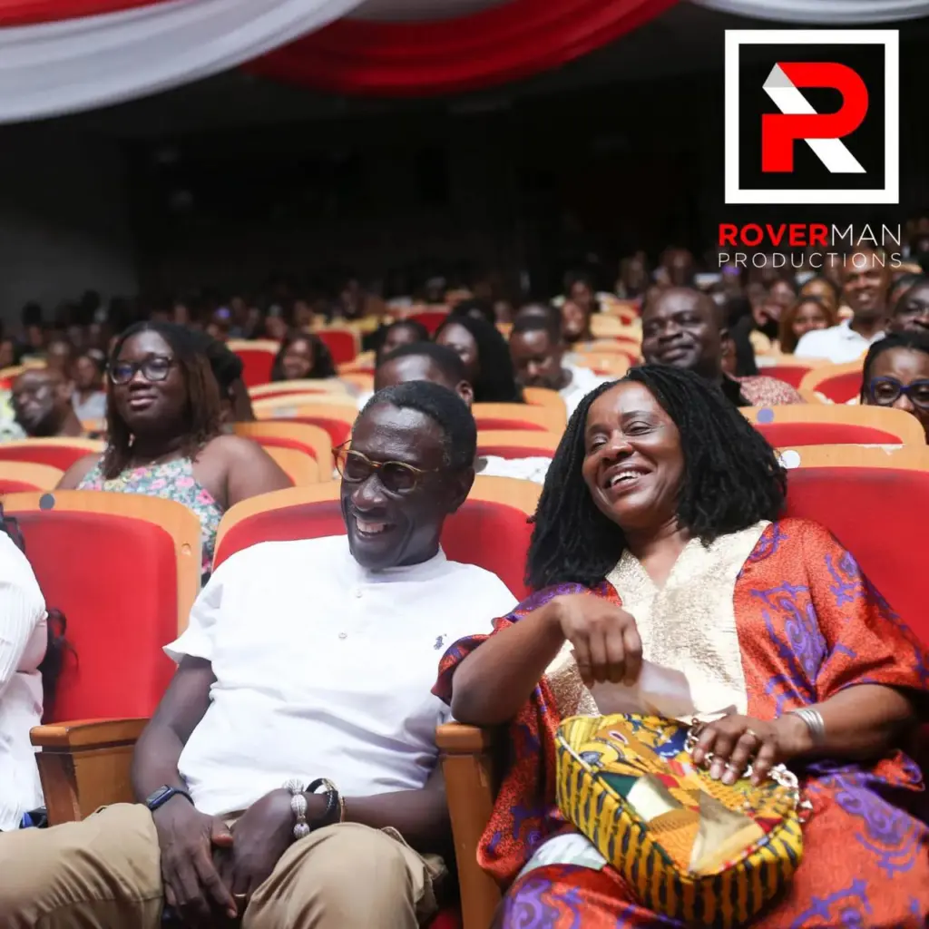 Roverman Productions wins “Best Stage Design” at TheatreMania Africa Awards