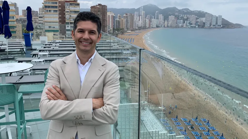 Spain’s visitor numbers hit new highs as tourists avoid Middle East