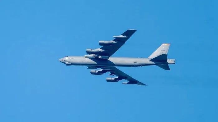 Eight dead after US Air Force B-52 bomber crashes in California